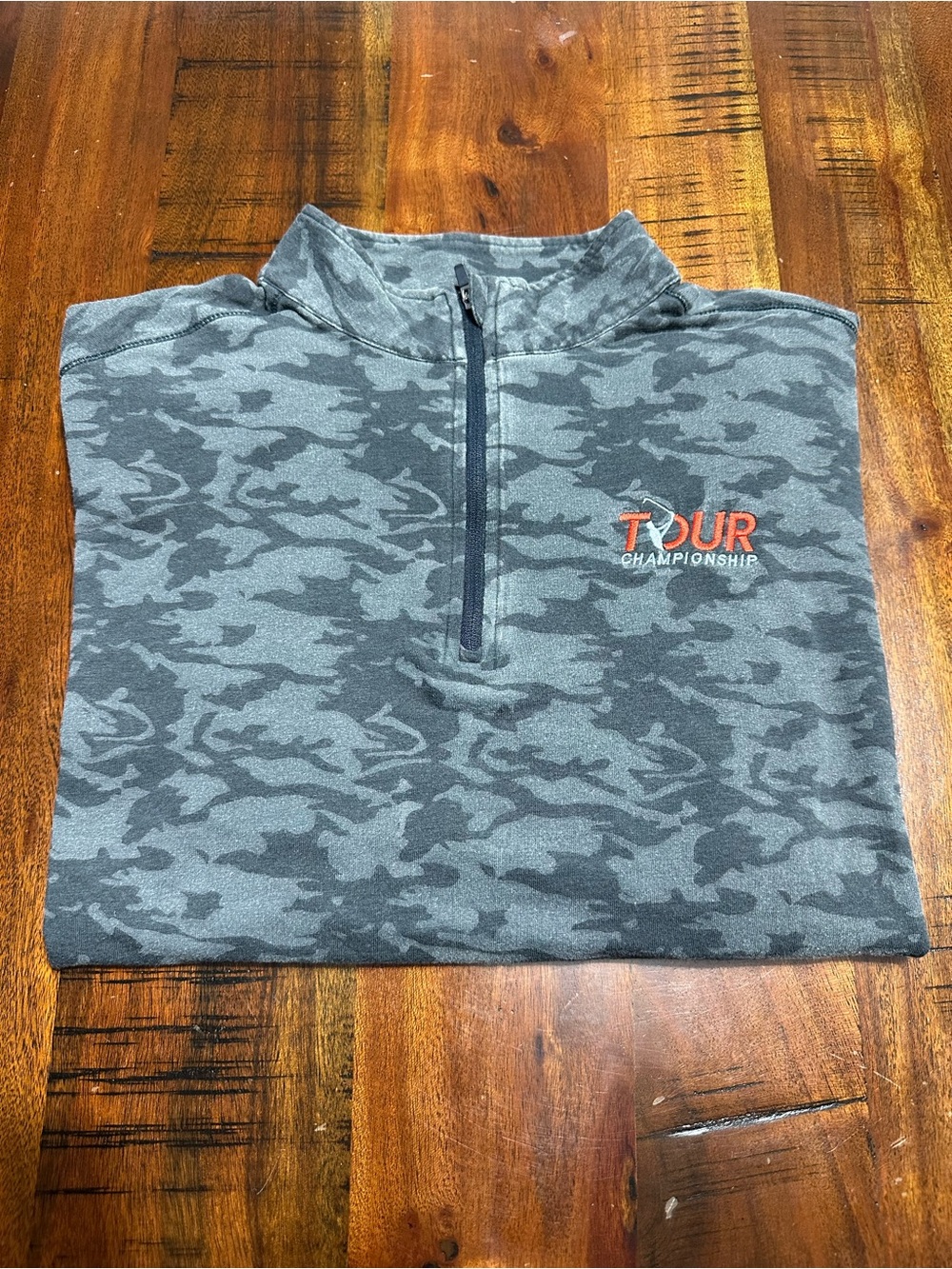 Tour Championship Men's Gray Camo 1/4 Zip Golf Sweater long sleeve Pullover